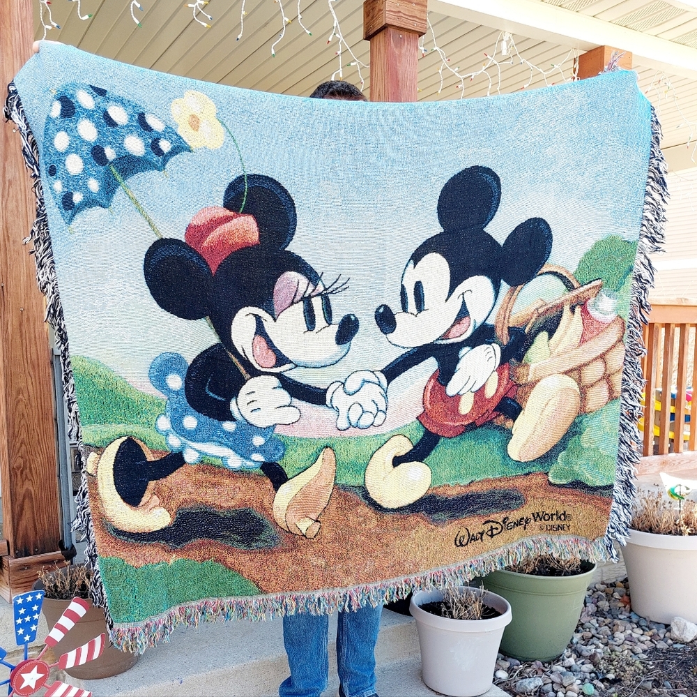 90s Mickey & Minnie Mouse Picnic Woven Tapestry Blanket Walt Disney World Logo